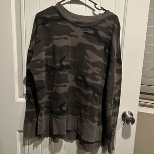 Time Tru Camo sweater - L